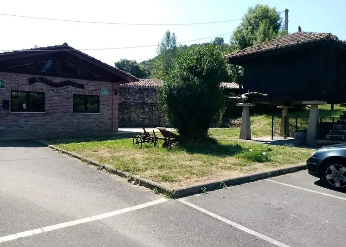 Hotel cerca del colegio: Albergue La Posada Cangas de Onis